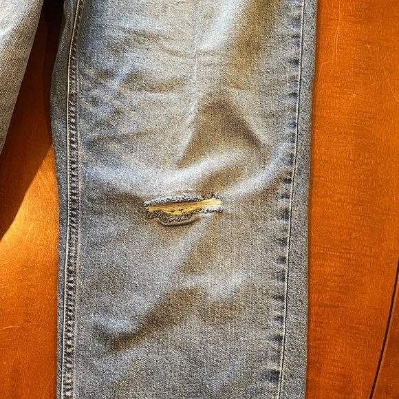 Isabel Maternity cropped jeans. Full belly panel, raw hem cuffs, distressed. 12 - Picture 3 of 13